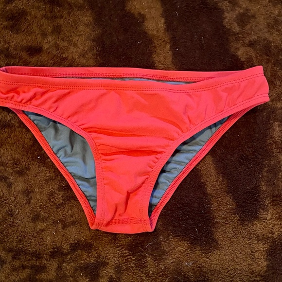 Jolyn Andy bottoms - Picture 1 of 3